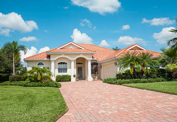 Trusted Highland City, FL Driveway Pavers Experts